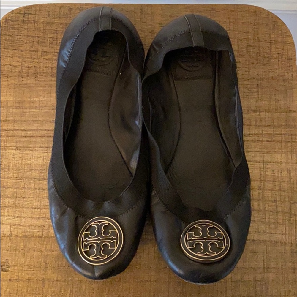 Tory Burch black left her flats